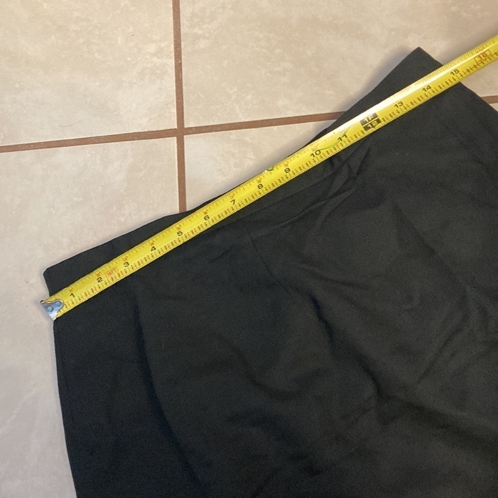 Saks Fifth Avenue skirt - Picture 8 of 10